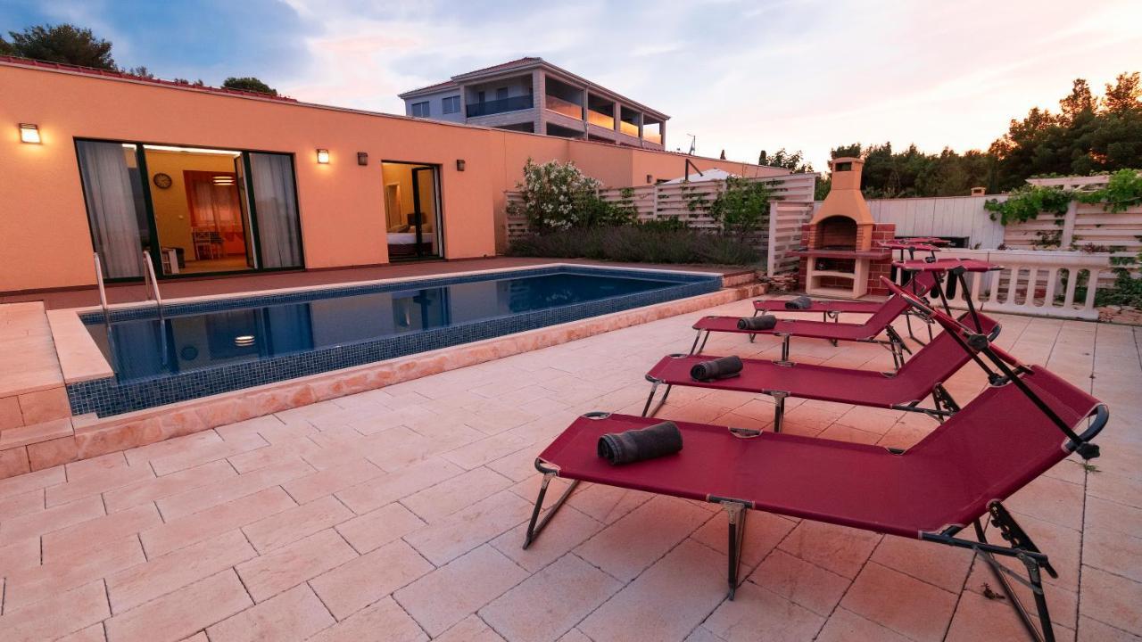 Sea Cats' Villas Sutivan Εξωτερικό φωτογραφία