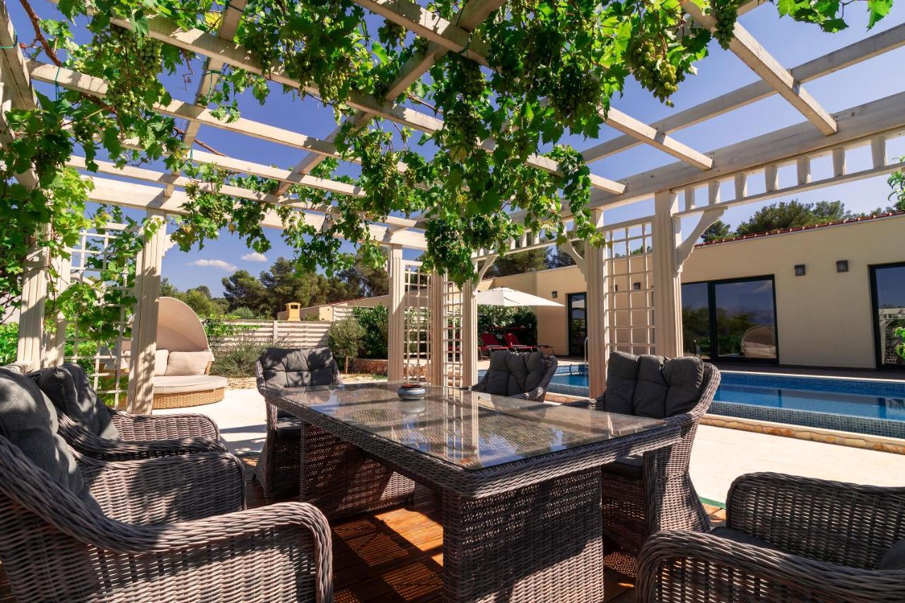 Sea Cats' Villas Sutivan Εξωτερικό φωτογραφία