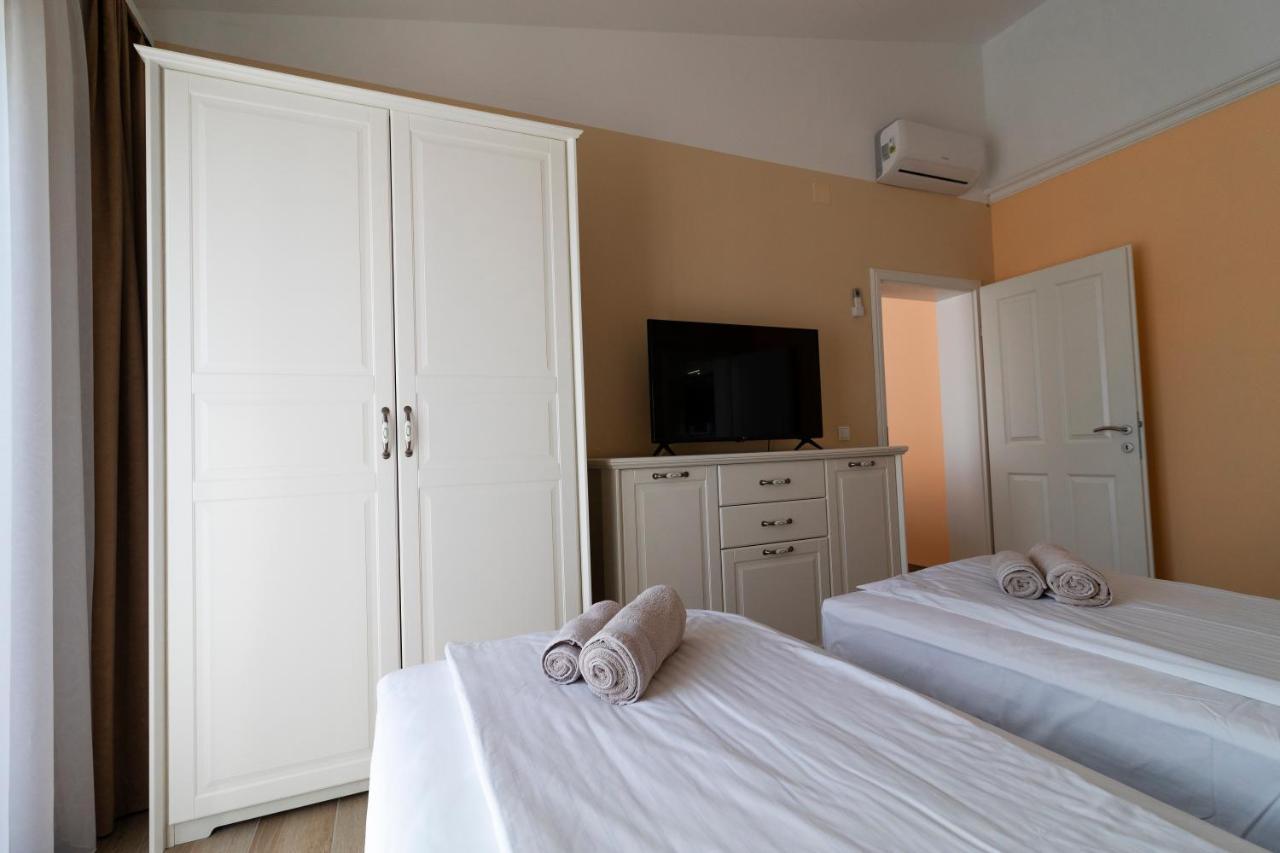 Sea Cats' Villas Sutivan Εξωτερικό φωτογραφία