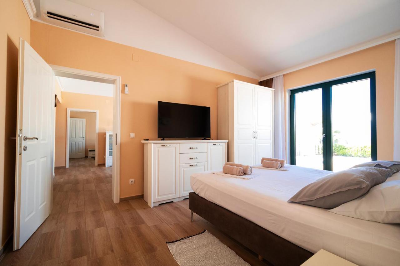 Sea Cats' Villas Sutivan Εξωτερικό φωτογραφία