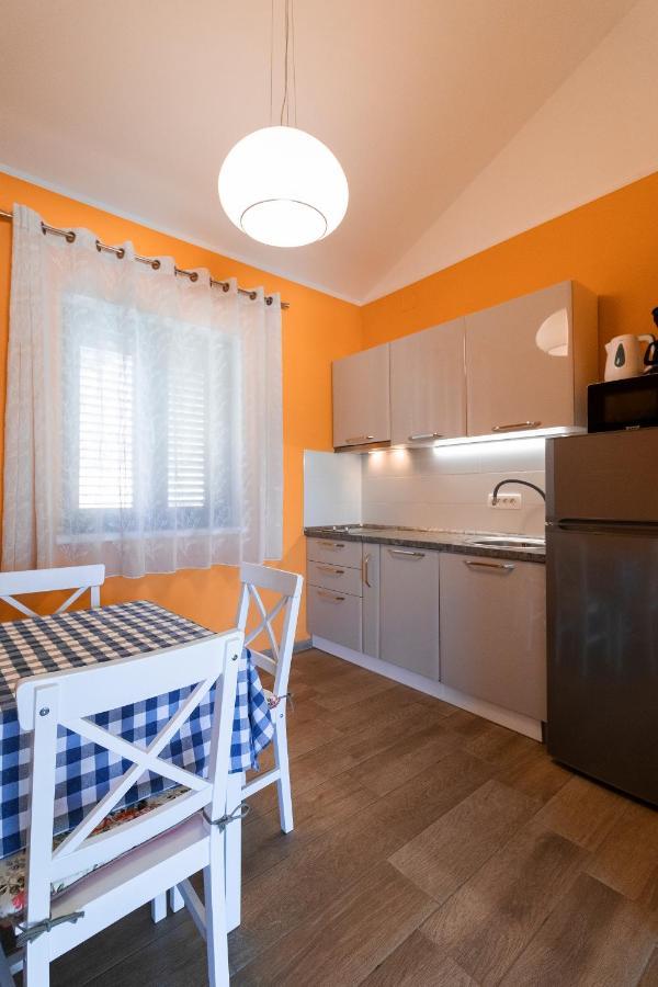 Sea Cats' Villas Sutivan Εξωτερικό φωτογραφία
